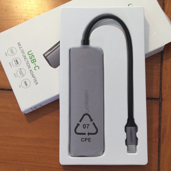 USB-C Multifunction Adapter - Picture 3 of 5